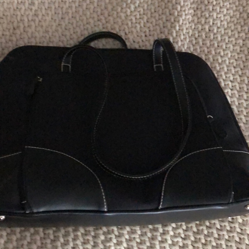 Laptop bag with LOTS of pockets